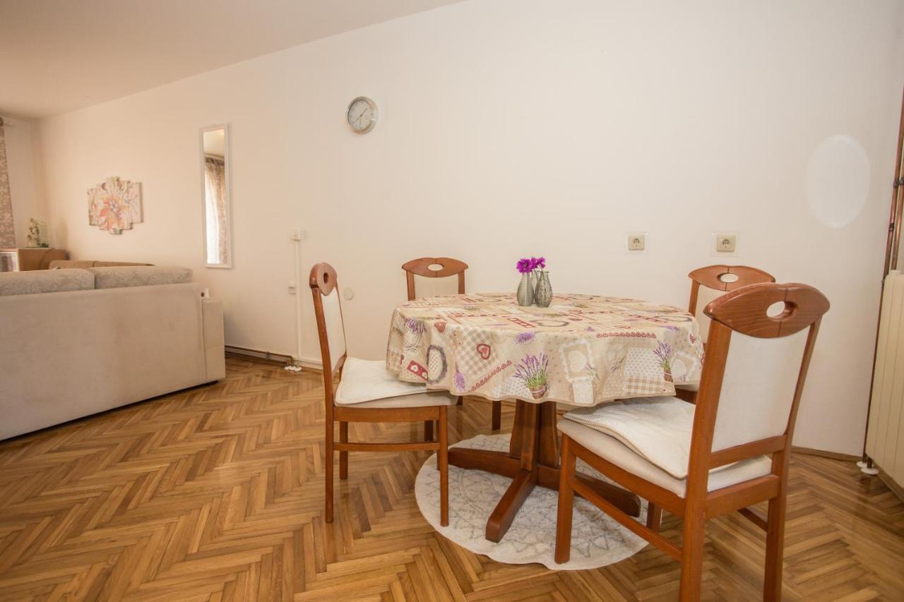 Apartment Rosse Пореч Екстер'єр фото