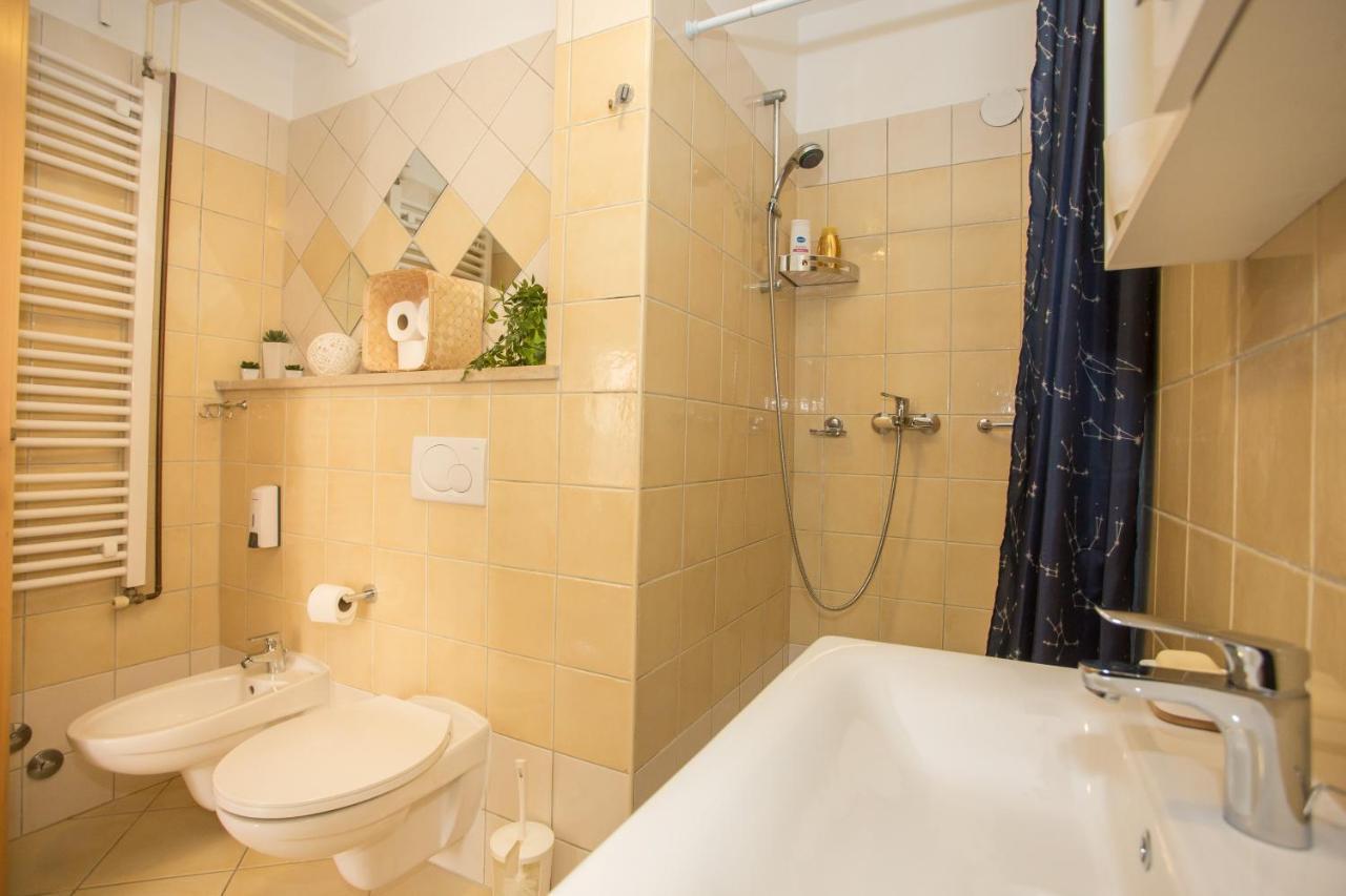 Apartment Rosse Пореч Екстер'єр фото